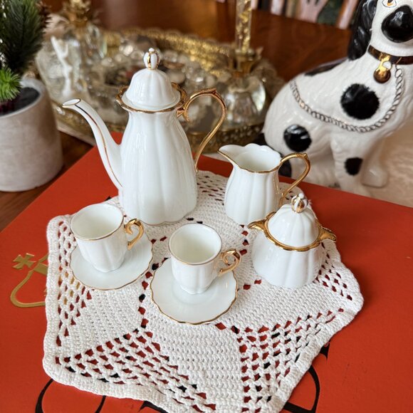 Vintage French Childs Tea set fine porcelain - Picture 4 of 17